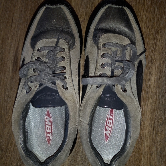 MBT Athletic Women's Shoe - Picture 2 of 9